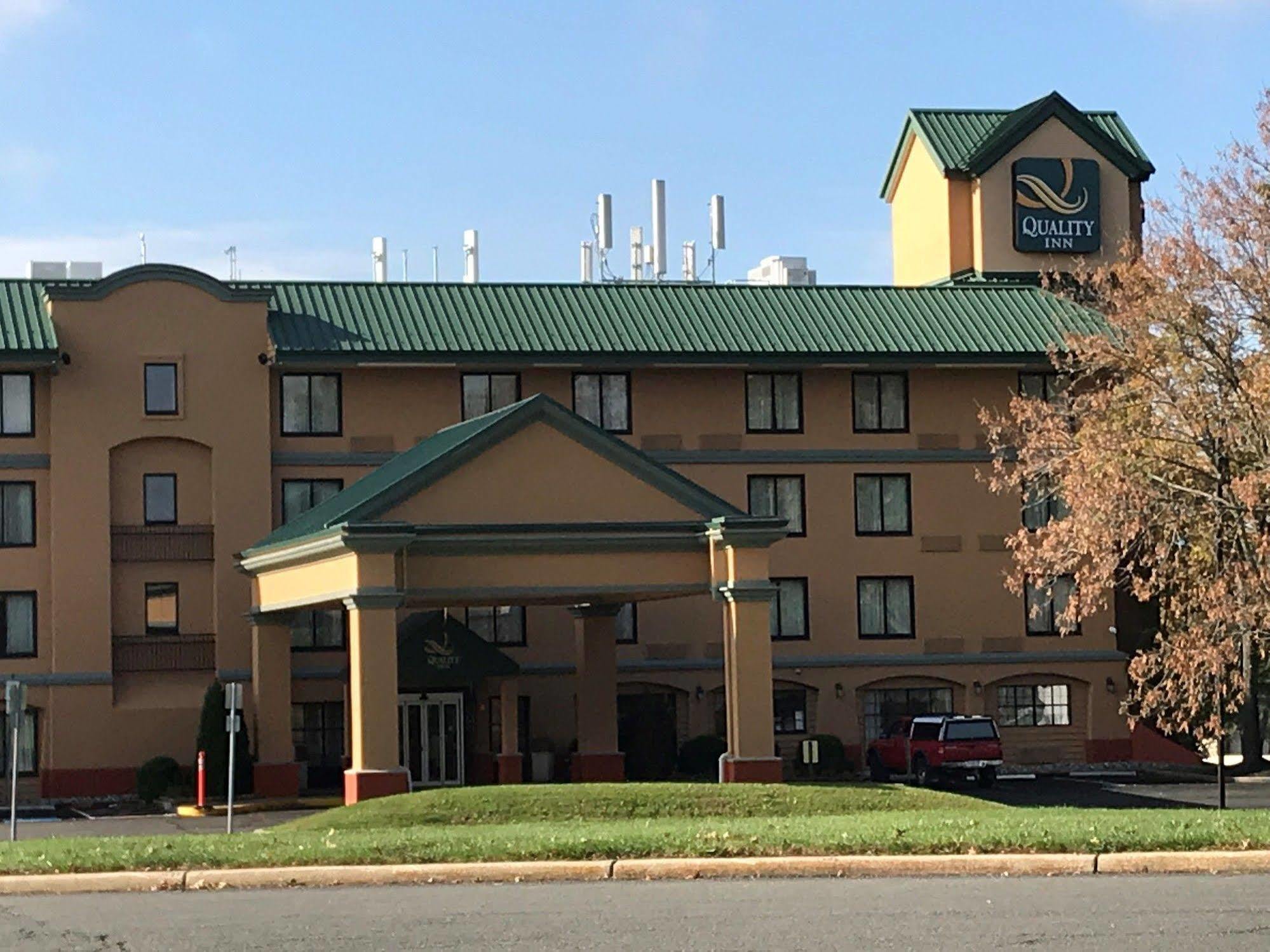 Quality Inn Near Princeton Lawrence Exteriér fotografie