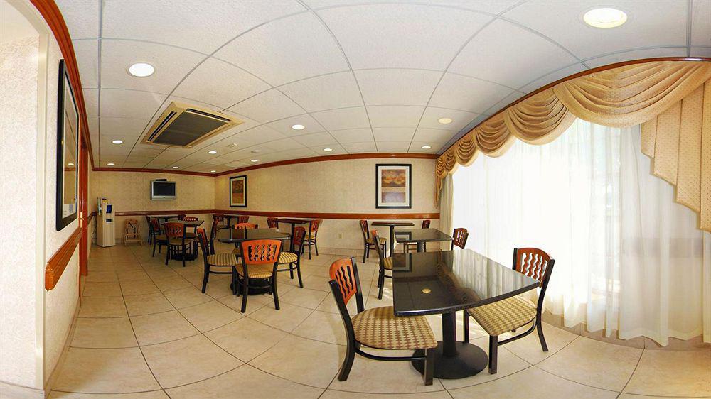 Quality Inn Near Princeton Lawrence Exteriér fotografie